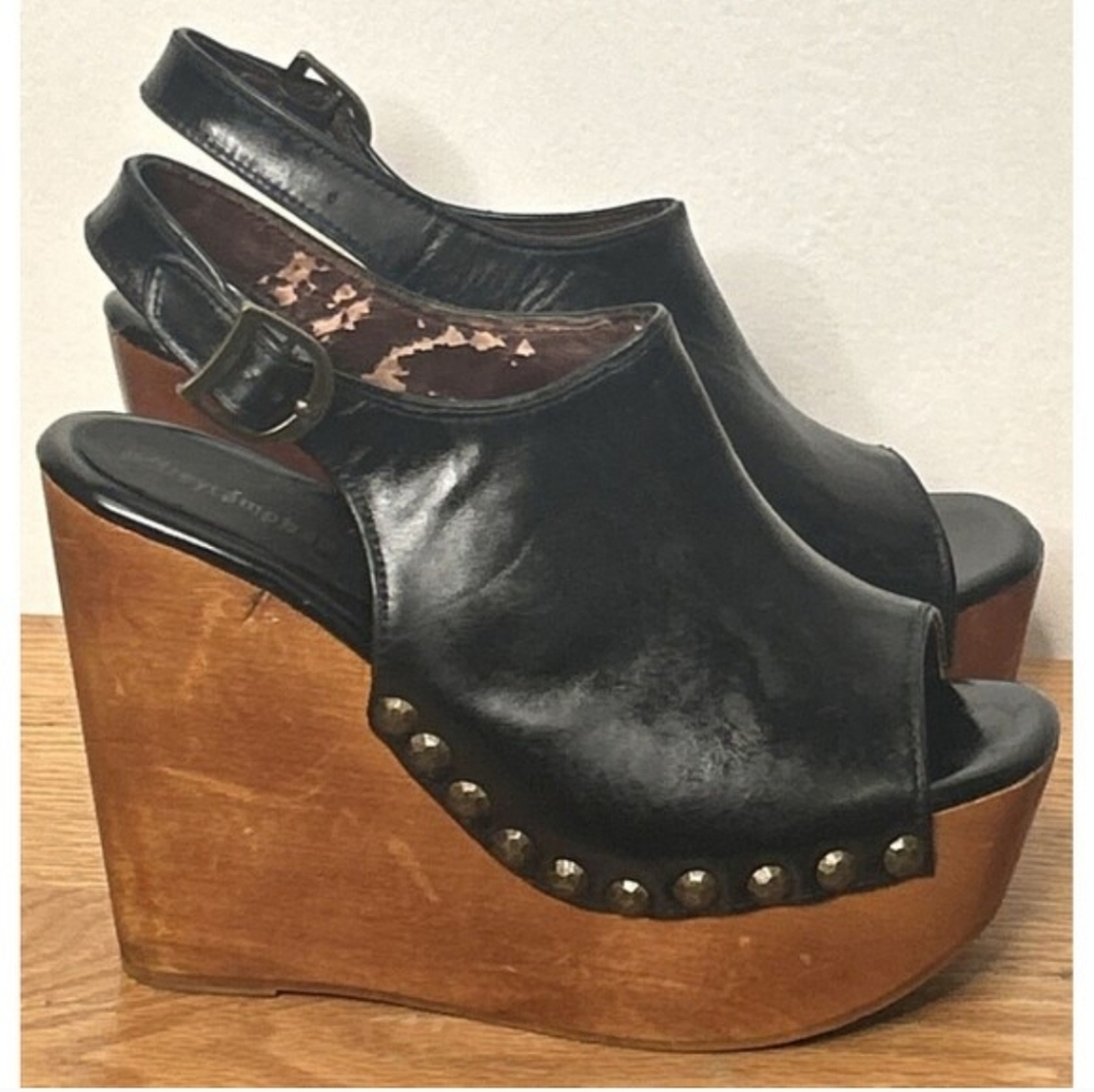 Jeffrey Campbell "Woodies" Peep Toe Platform Wedge Heels Size 9.5 Studded Black